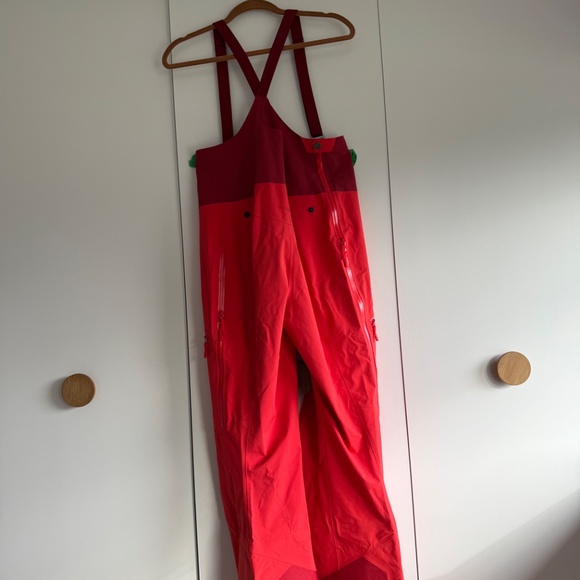 Archteryx Goretex Rush Bib Pants - Picture 7 of 7